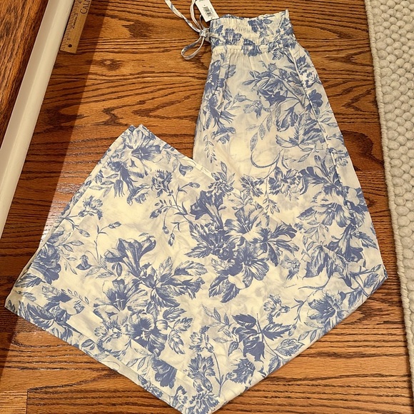 Love by Gap pj or beach bottoms, split leg bottoms, drawstring, NWT S - Picture 4 of 14